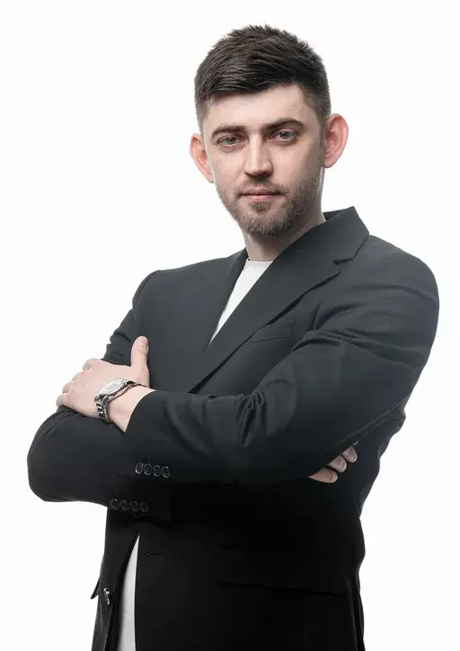 Эльнар Нурыев